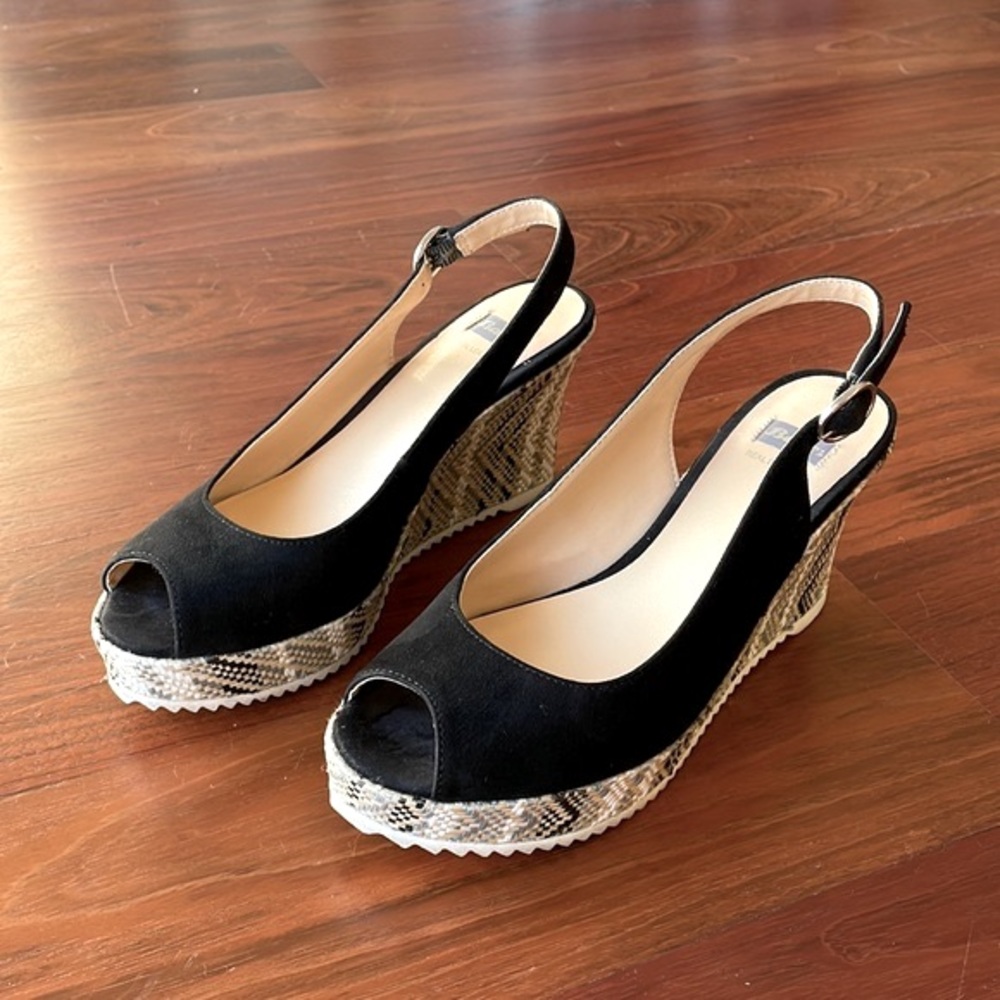 Leather/Suede Wedge Peep-toe Platform Sandals, Size 35 EU (US Size 5)